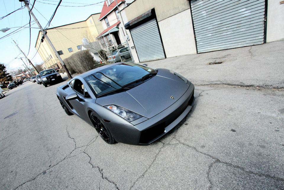 It's a car fit for a king: The Lamborghini Gallardo. One of the top goalies in the NHL, Henrik knows how to treat himself and has a history of splashing out on high-end sports cars. Before the Gallardo, one of his previous vehicles was a Maserati Quattroporte.