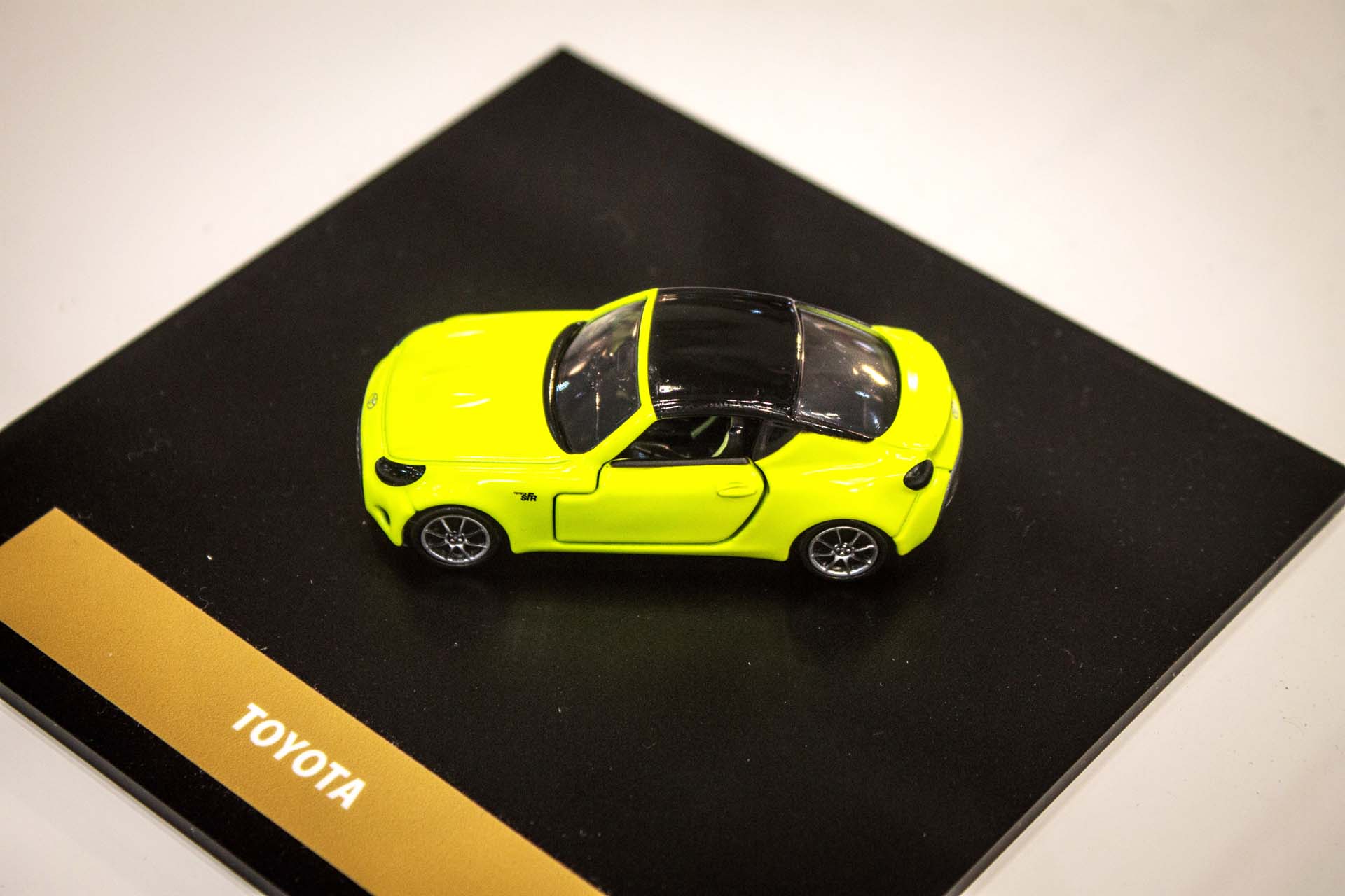 Along with classic and current models, Tomica also makes futuristic and commemorative pieces. This Toyota S-FR sports car concept only just debuted at the show, but you can already get a tiny version of it.