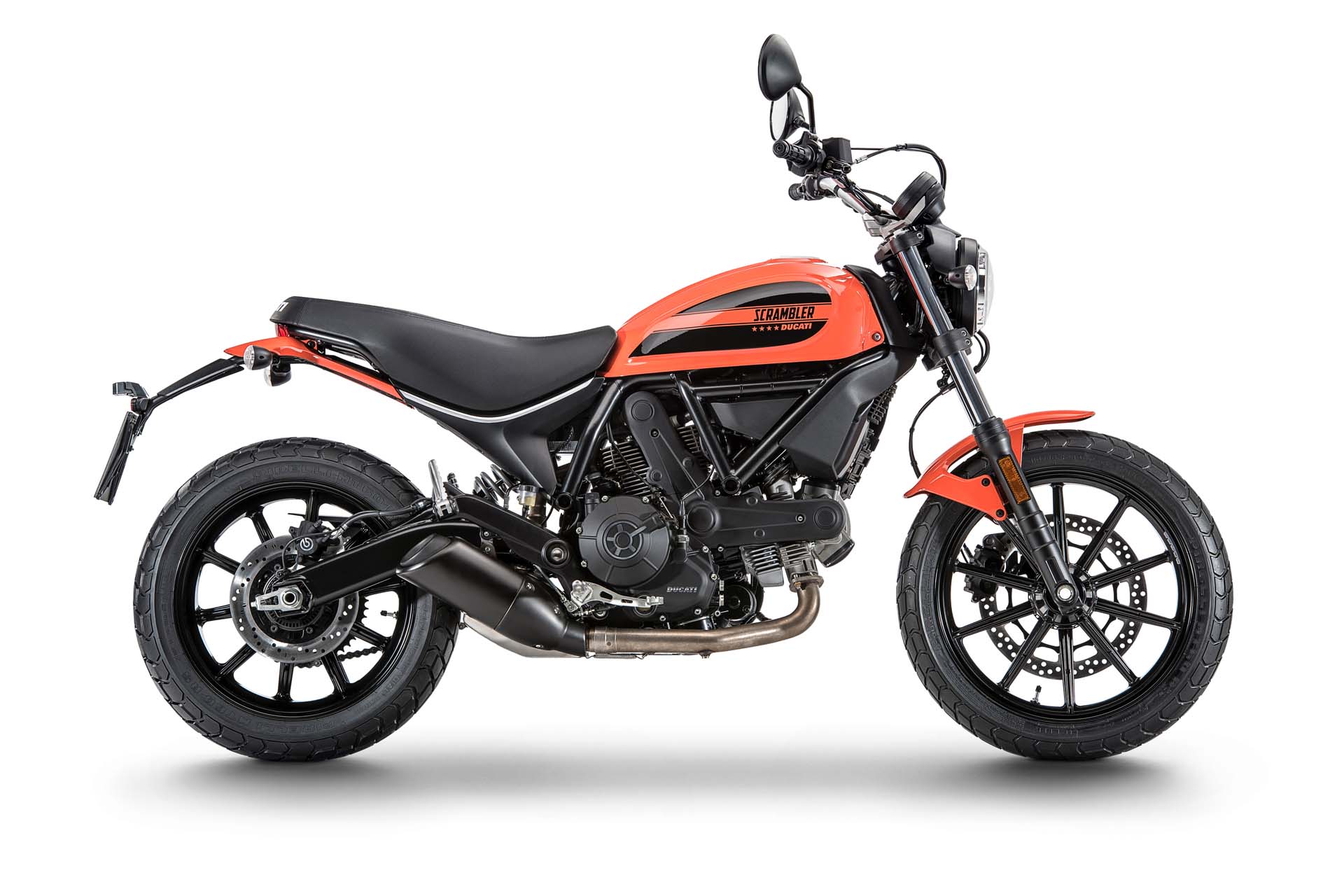 What has 400 cc, 41 hp and will make Ducati a hell of a lot of money in 2016? The Ducati Scrambler Sixty2. The latest addition to the wildly successful Scrambler range, this new entry-level bike with its diminutive 167-kg chassis looks like it will be more fun than a barrel of monkeys.