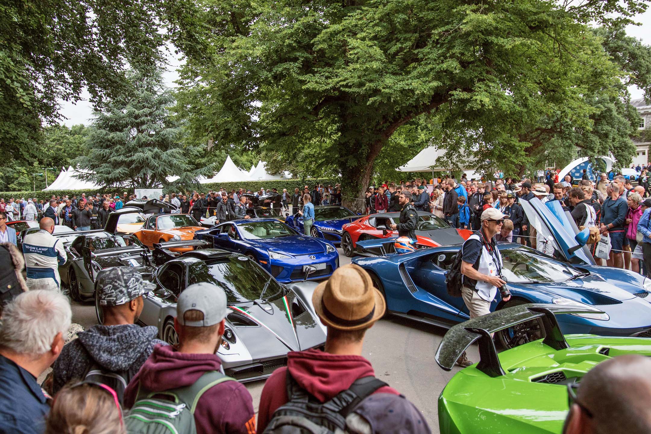 Gathered in the pre-staging paddock, all manner of supercars jostle for position. While a low time up the hill doesn’t come with an official FIA trophy, it’s certainly bragging rights for both the driver and the machine.